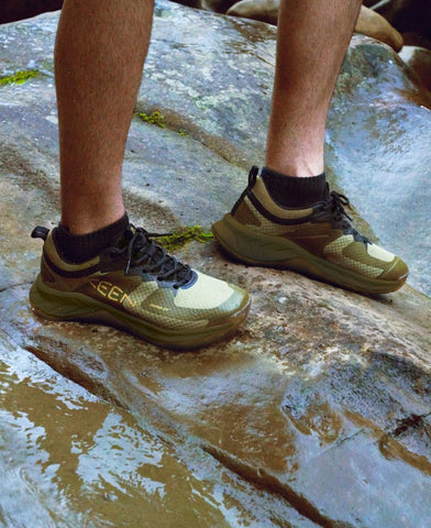 Men's Versacore Waterproof Shoe  |  Black/Magnet