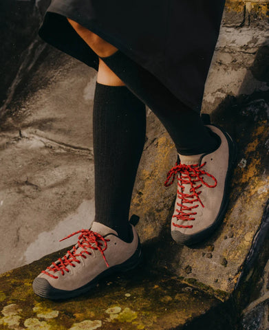 Women's Jasper Sneaker  |  Cathay Spice/Orion Blue