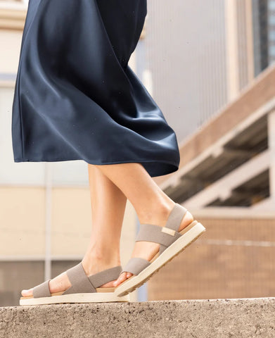 Women's Elle Backstrap Sandal  |  Cornstalk/Black