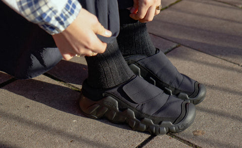 Women's Hypowser Wrap Shoe  |  Black/Black