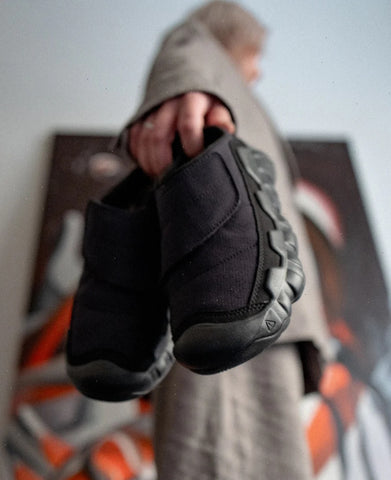 Women's Hypowser Wrap Shoe  |  Black/Black