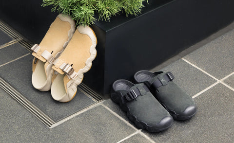 Men's Hyperport Leather Clog  |  Black/Black