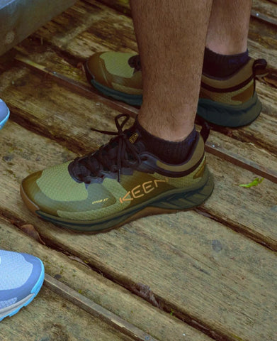 Men's Versacore Waterproof Shoe  |  Bronze Green/Black