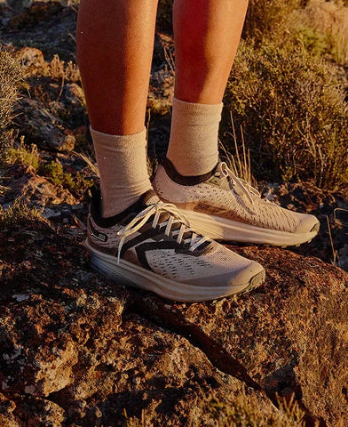 Men's Seek Trail Running Shoe  |  Grenadine/Ocean Depths